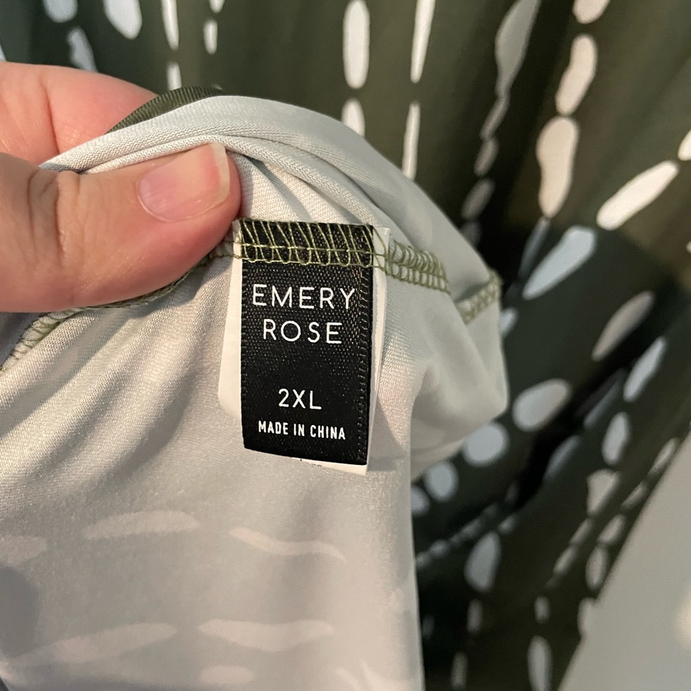 SHEIN NWOT Olive and White Maxi Dress - Picture 6 of 7